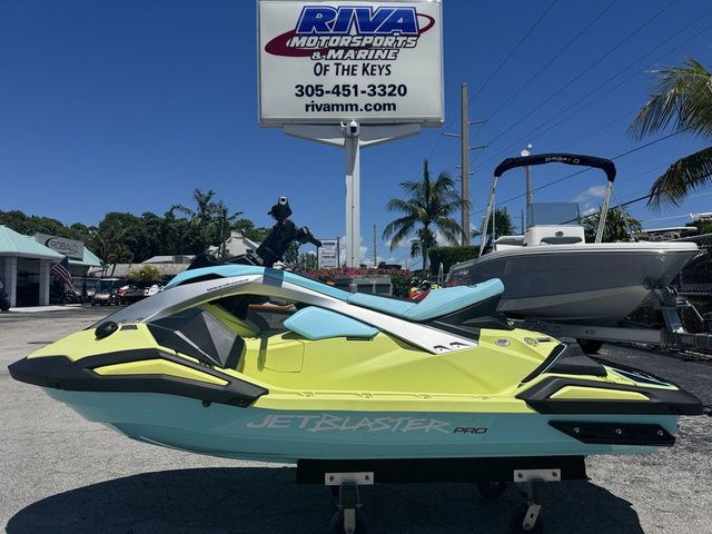 2025 Yamaha WaveRunner JetBlaster