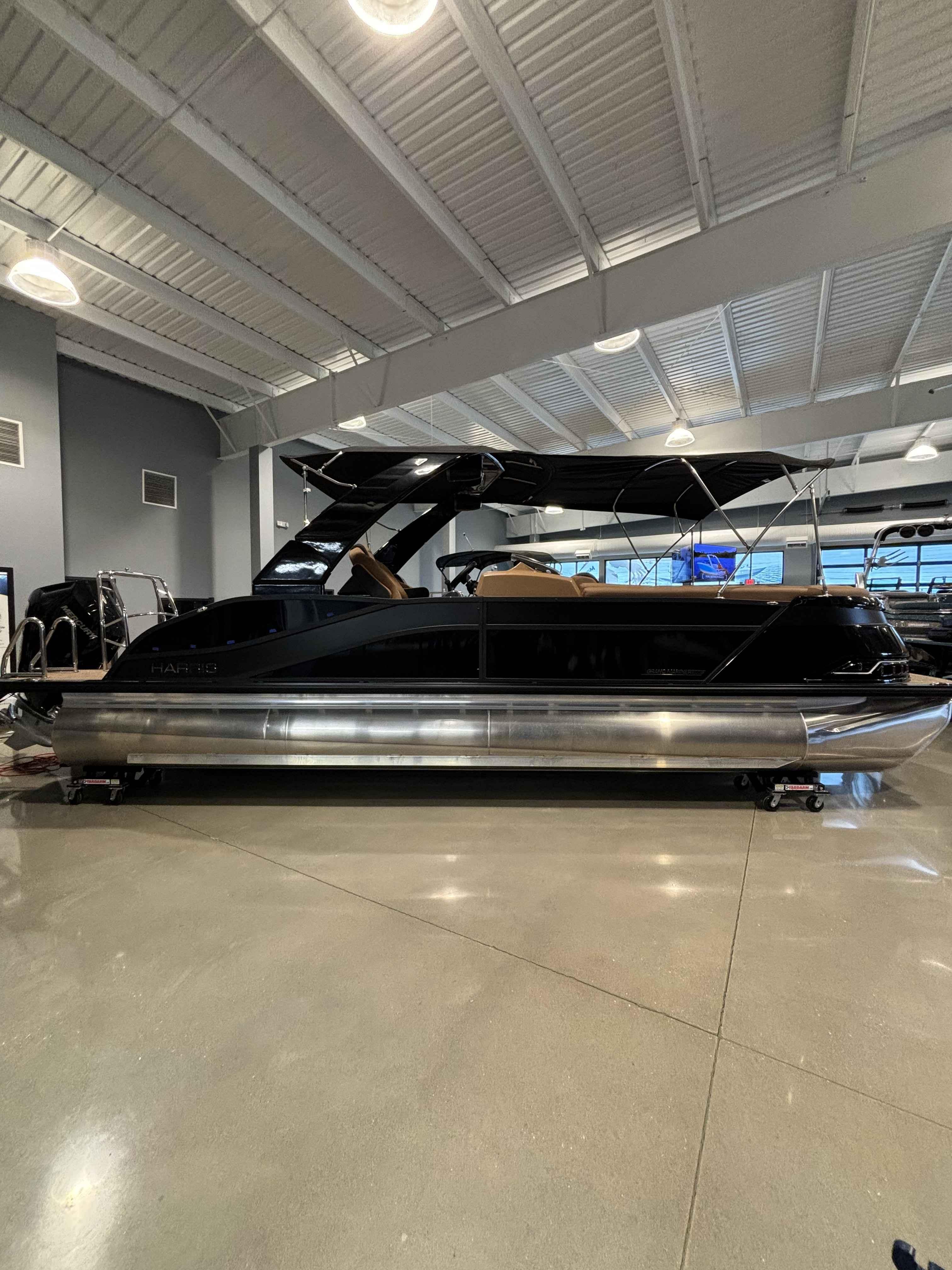Harris Grand Mariner 250