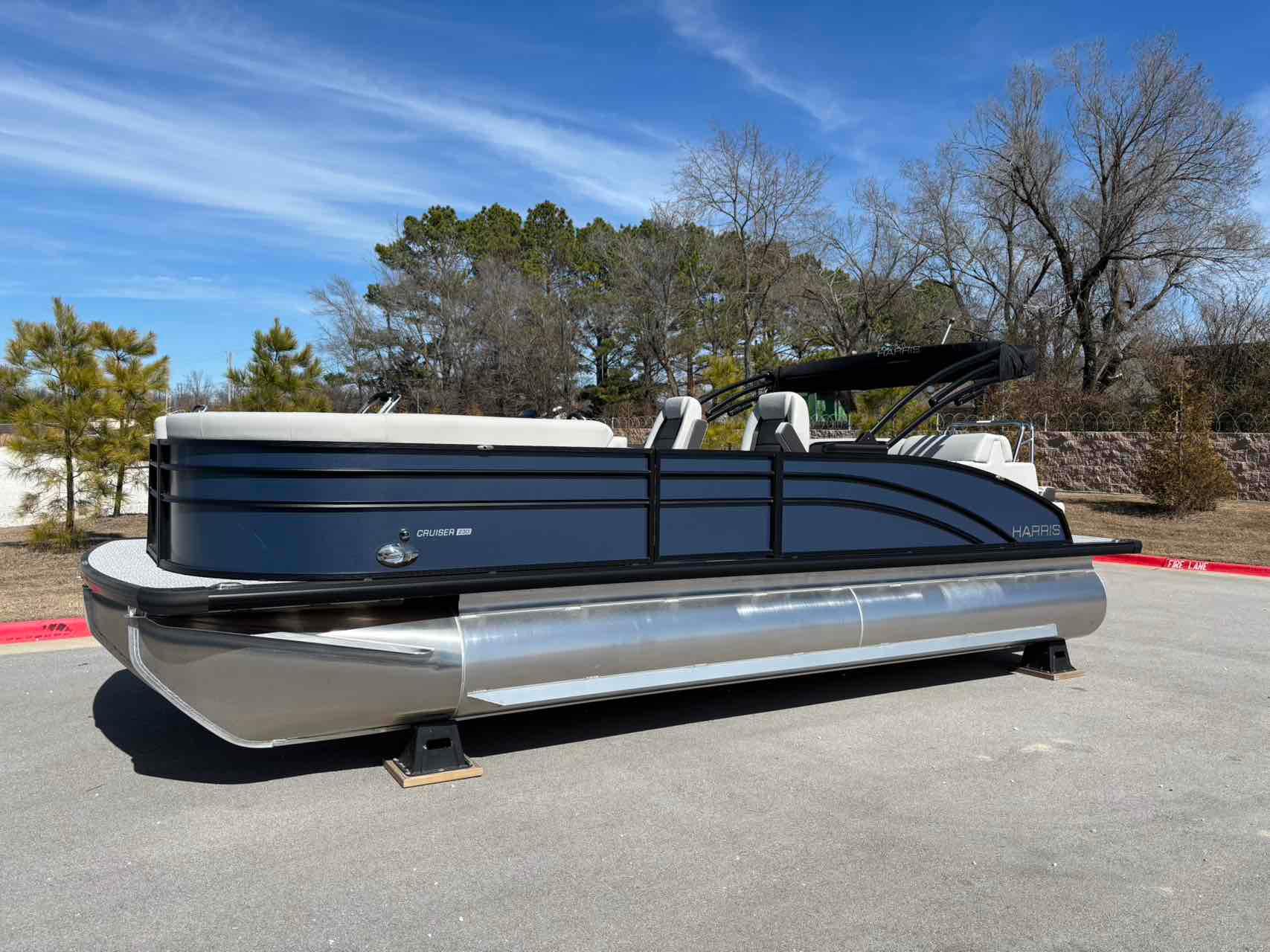 Harris Cruiser 230