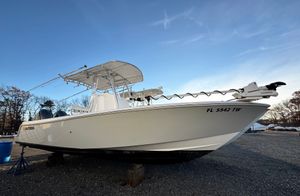 Contender 25 Tournament CC 2024 Contender 25 Tournament CC boat on display, featuring Garmin equipment.