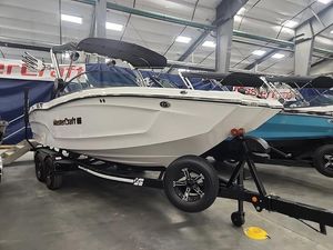 MasterCraft XT22
