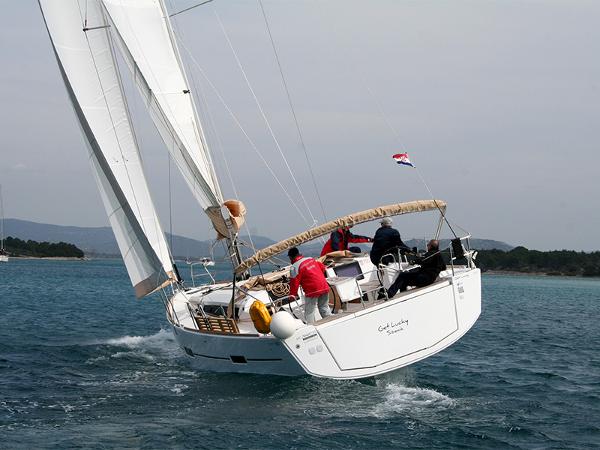 2016 Dufour 460