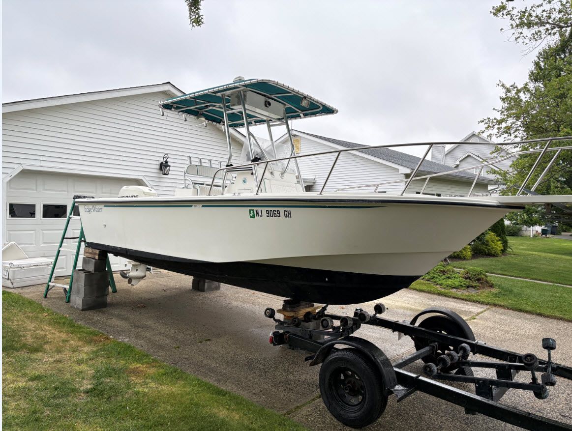 1998 Edgewater 210CC