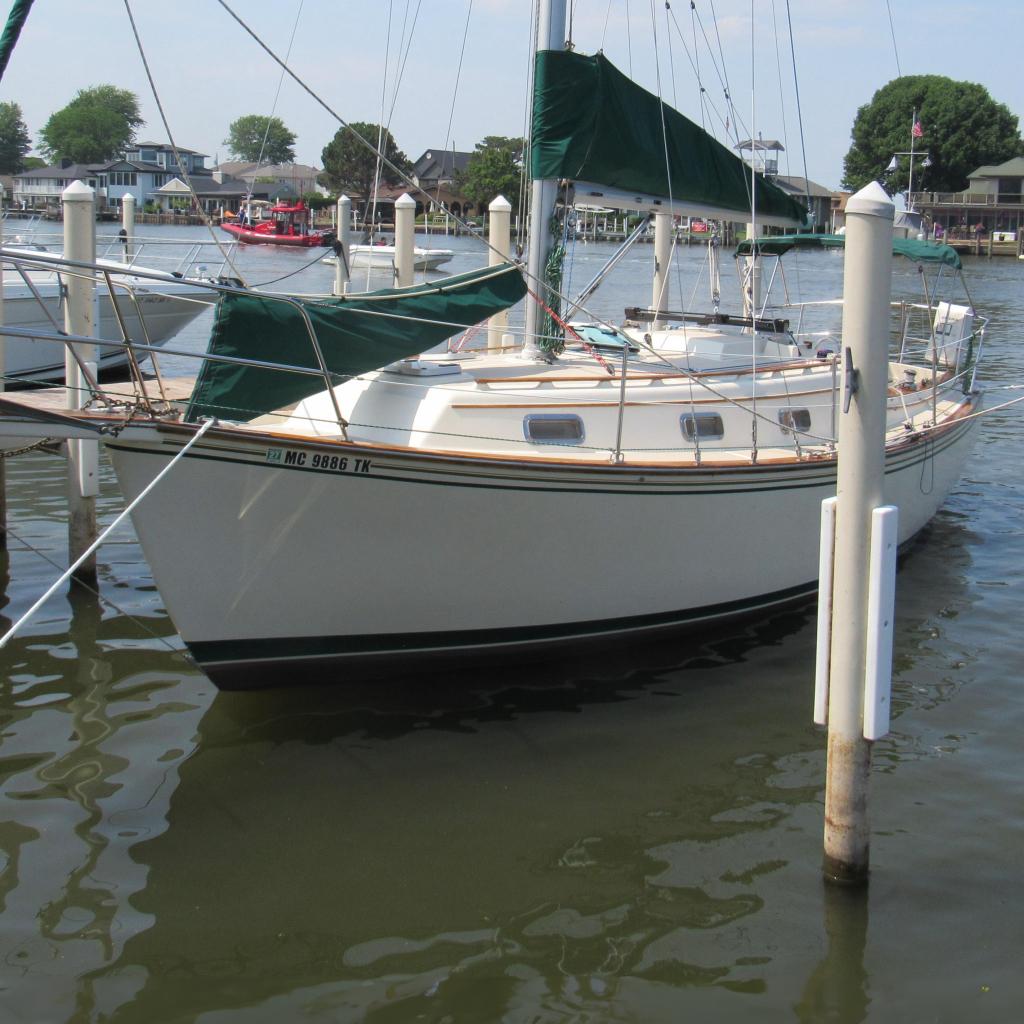 Island Packet 31