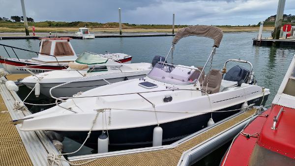 2016 B2 Marine CAP FERRET 572 CRUISER