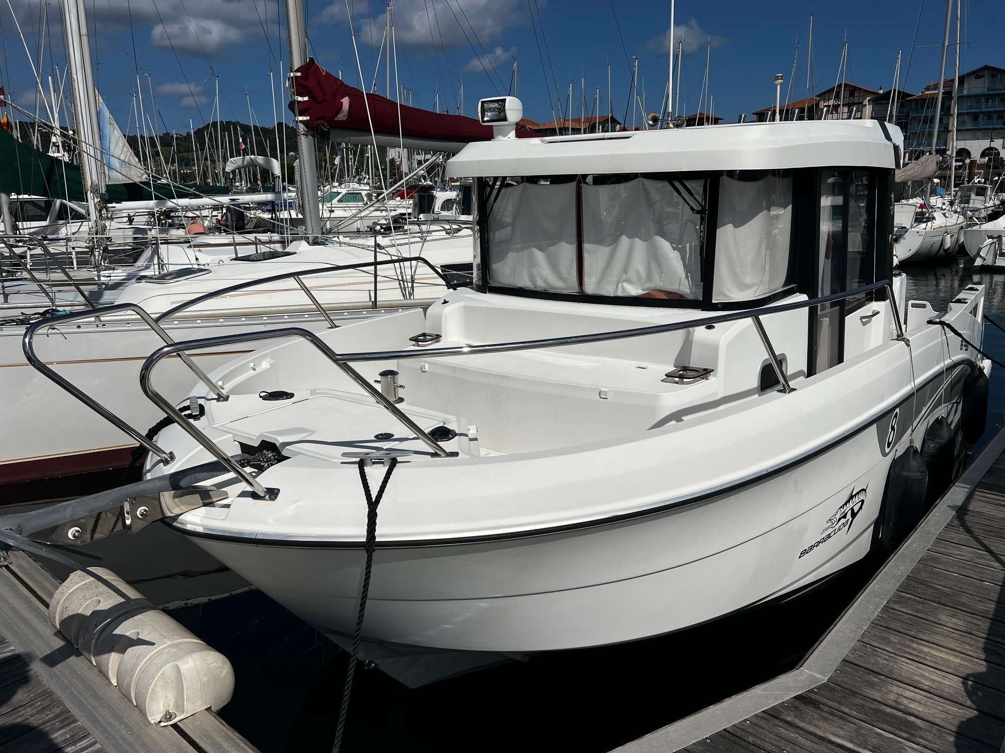 2017 Beneteau BARRACUDA 8