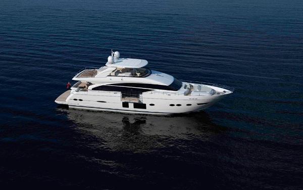 2015 Princess Flybridge 88 Motor Yacht