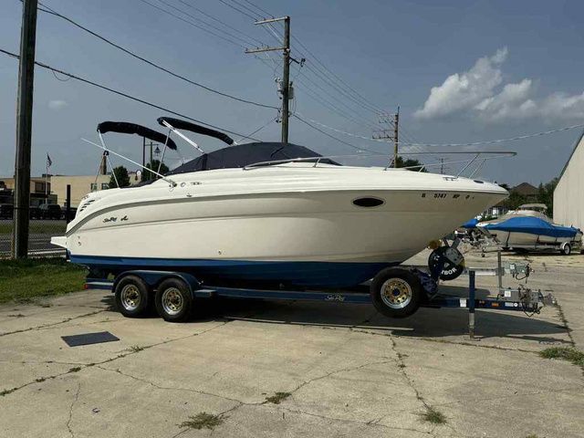 2000 Sea Ray 245 Weekender