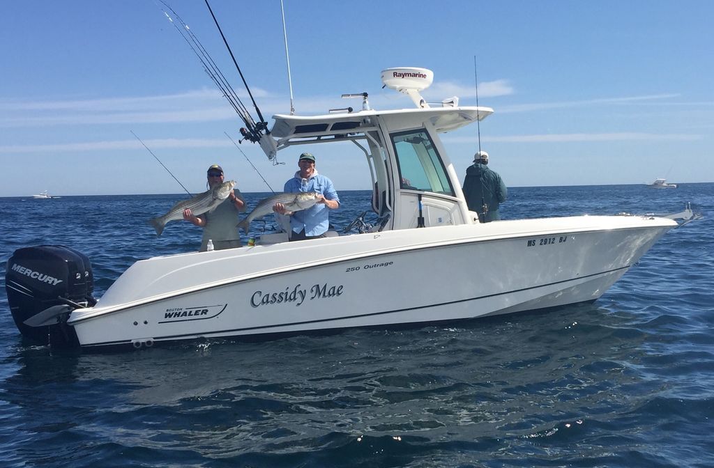 2012 Boston Whaler Outrage 25
