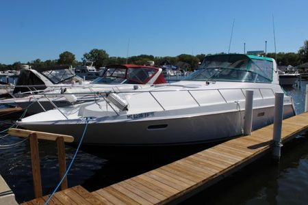 Chris Craft Commander 42 Ein Kurzer Blick Boats Com