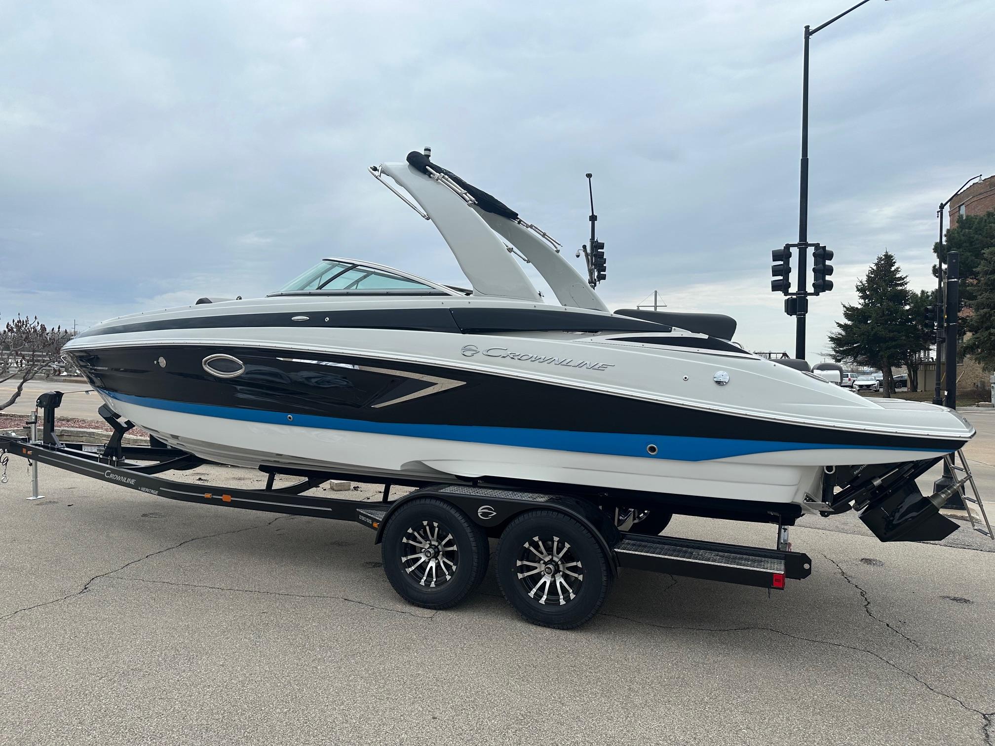 2025 Crownline SS Series 290 SS