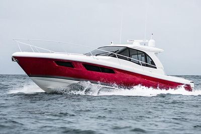 Intrepid 410 Evolution Boat