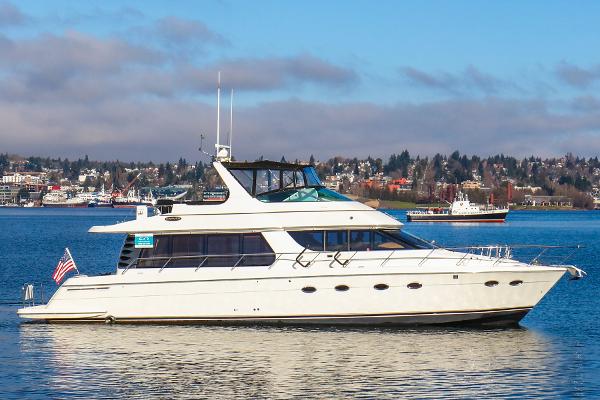 2005 Carver 560 Voyager