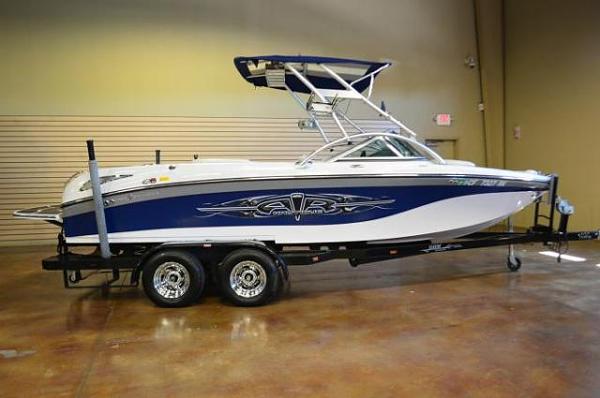 2007 Nautique SV-211
