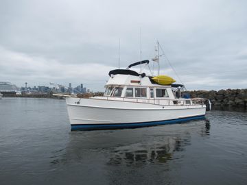 1990 Grand Banks Classic