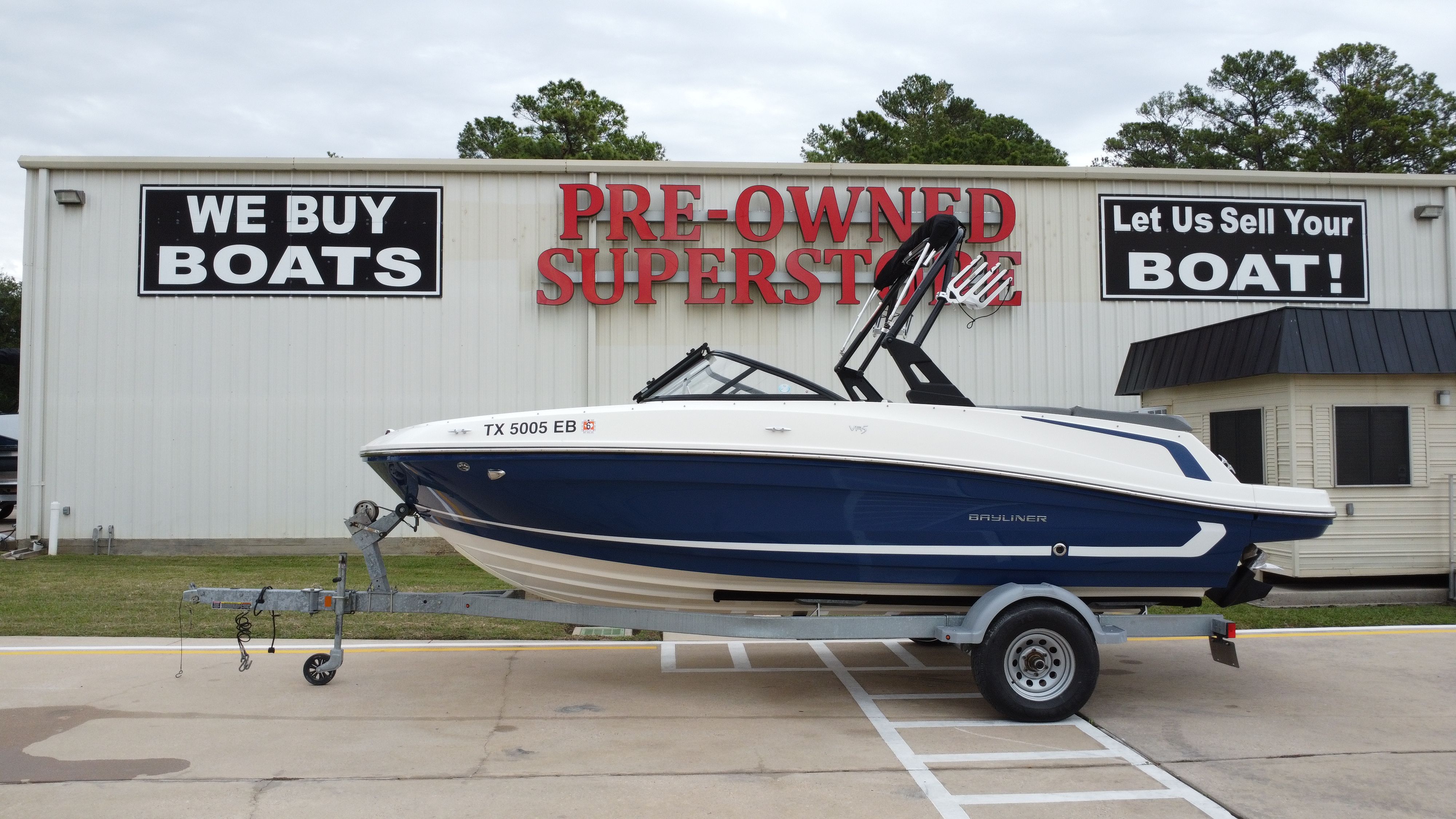 2019 Bayliner VR5
