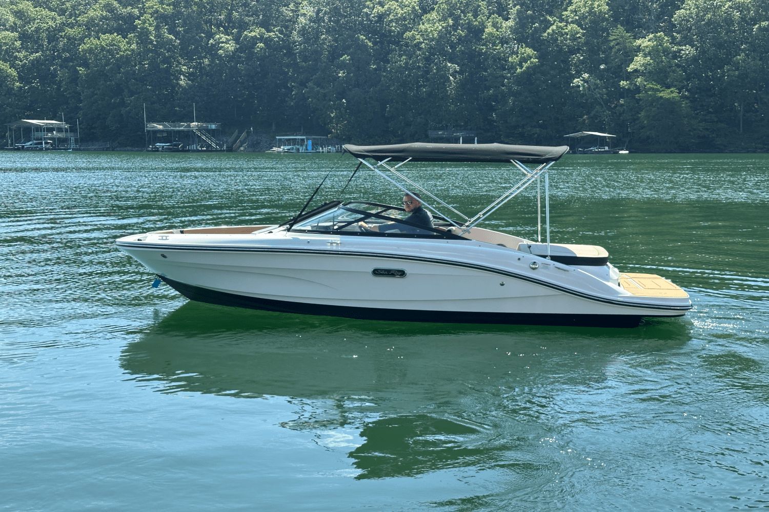 2025 Sea Ray SPX 190