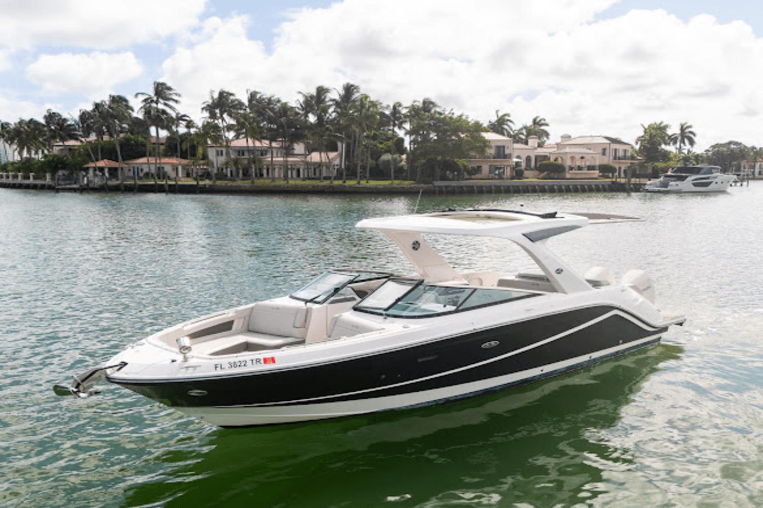 2023 Sea Ray 310 SLX-OB