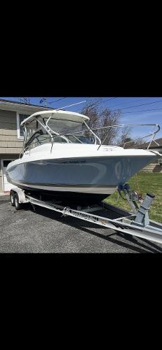 2005 Wellcraft 232 Coastal