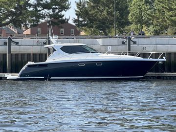 2009 Tiara Yachts 4300 Sovran