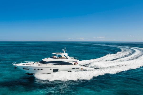 2015 Princess Flybridge 82 Motor Yacht