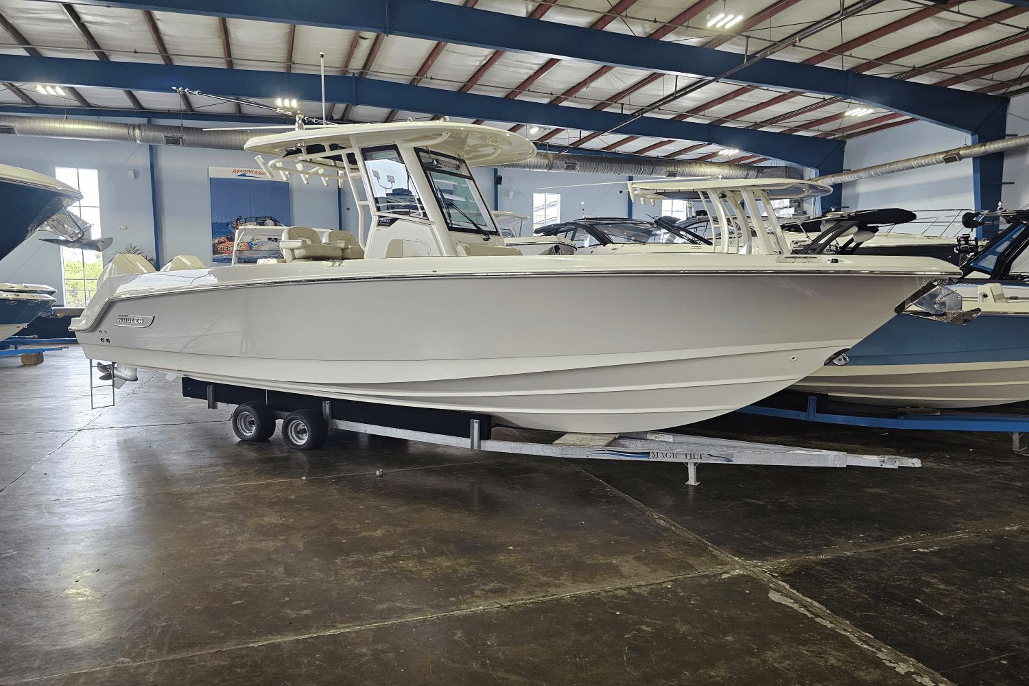 2019 Boston Whaler 280 Outrage