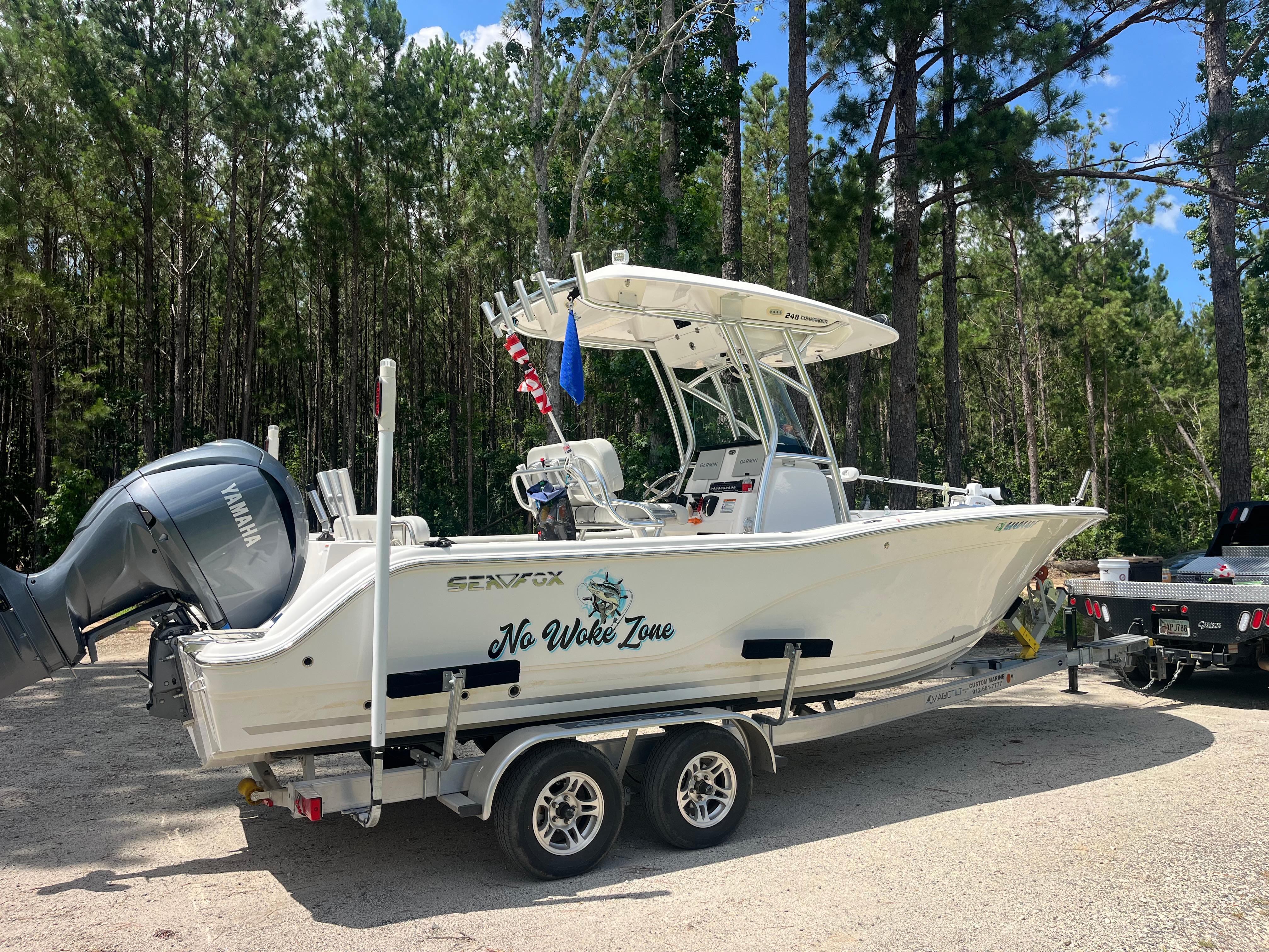 2023 Sea Fox 248 Commander