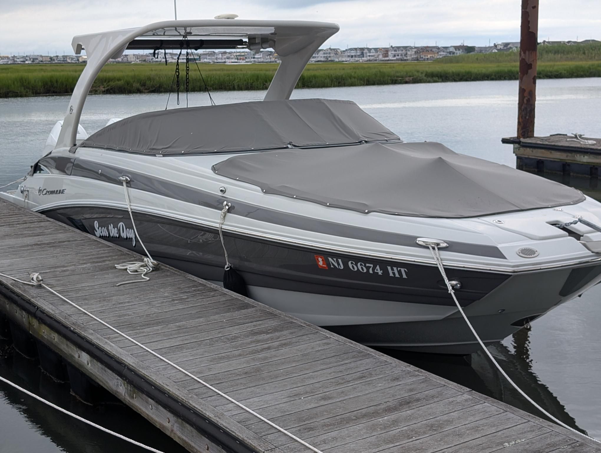 2023 Crownline E305 XS