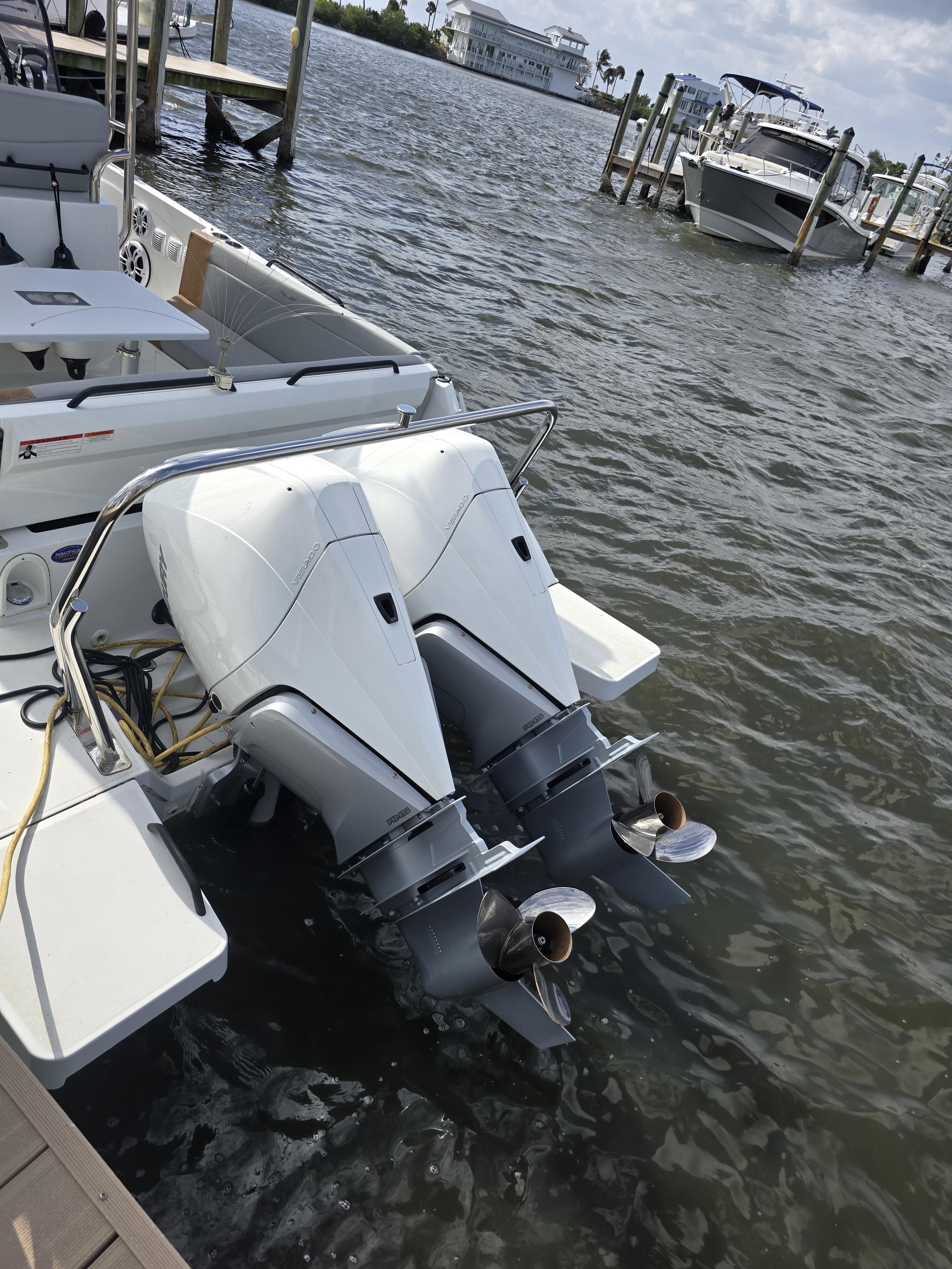 2023 Beneteau Flyer 9 SUNdeck