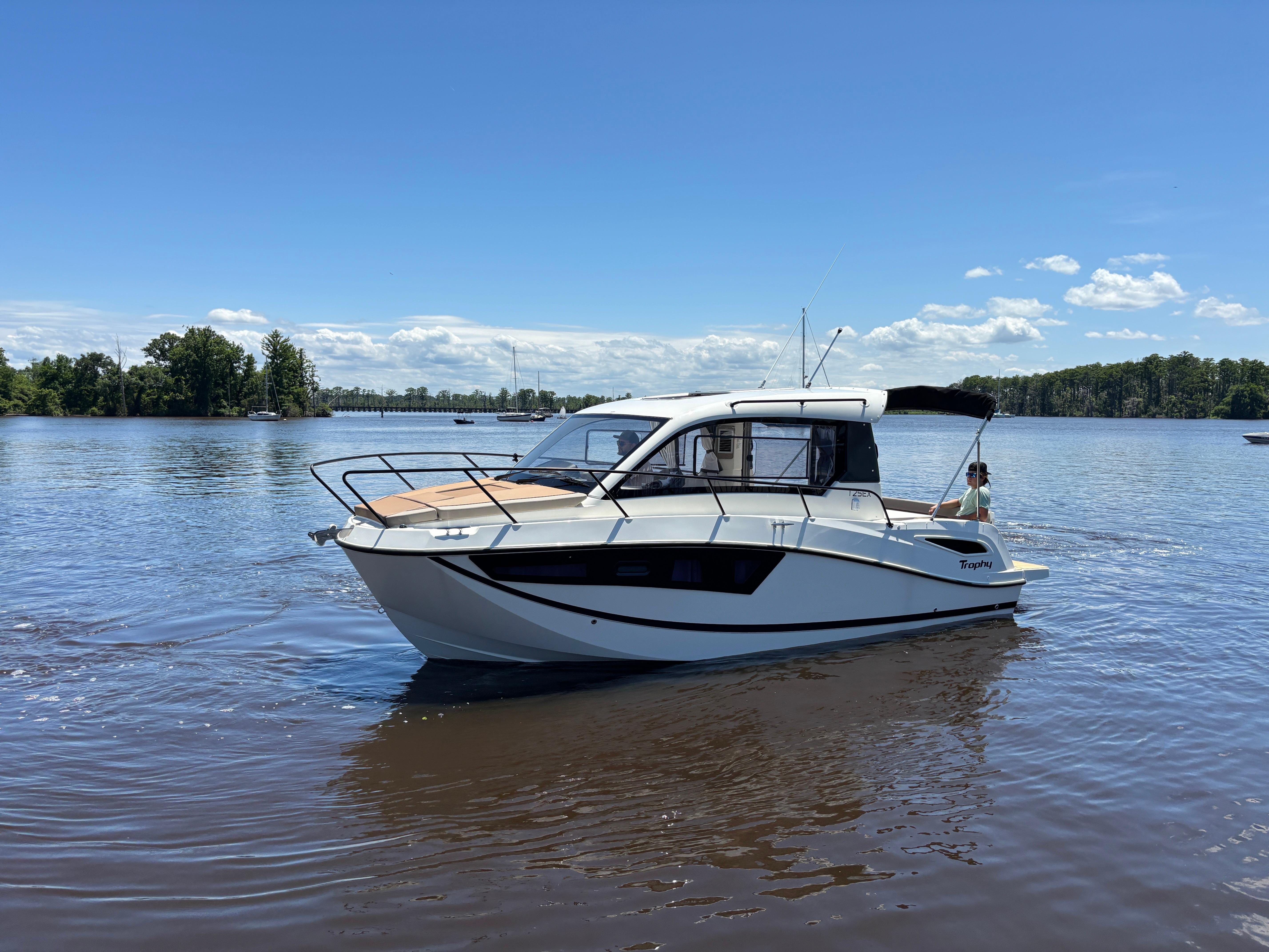 2025 Bayliner TROPHY 25 EXPLORER