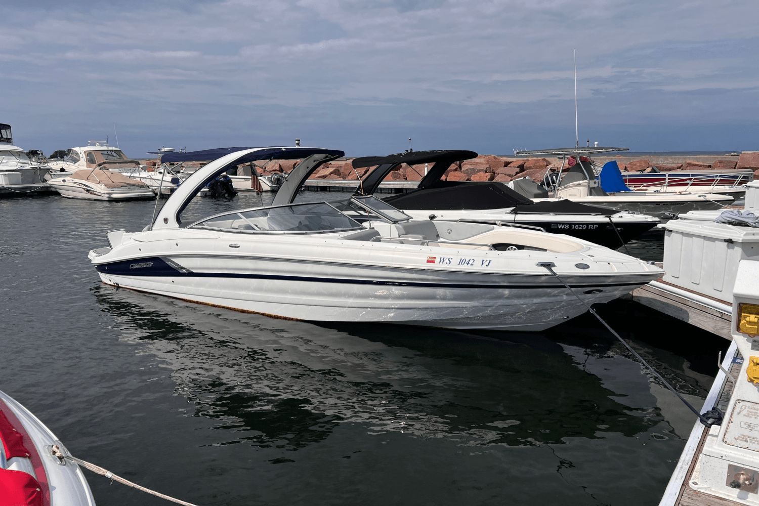 2016 Cruisers Yachts 298 SS