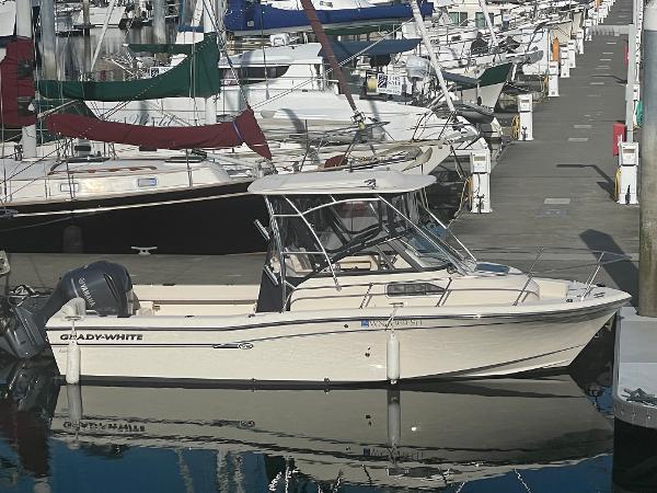 2015 Grady-White Seafarer 226
