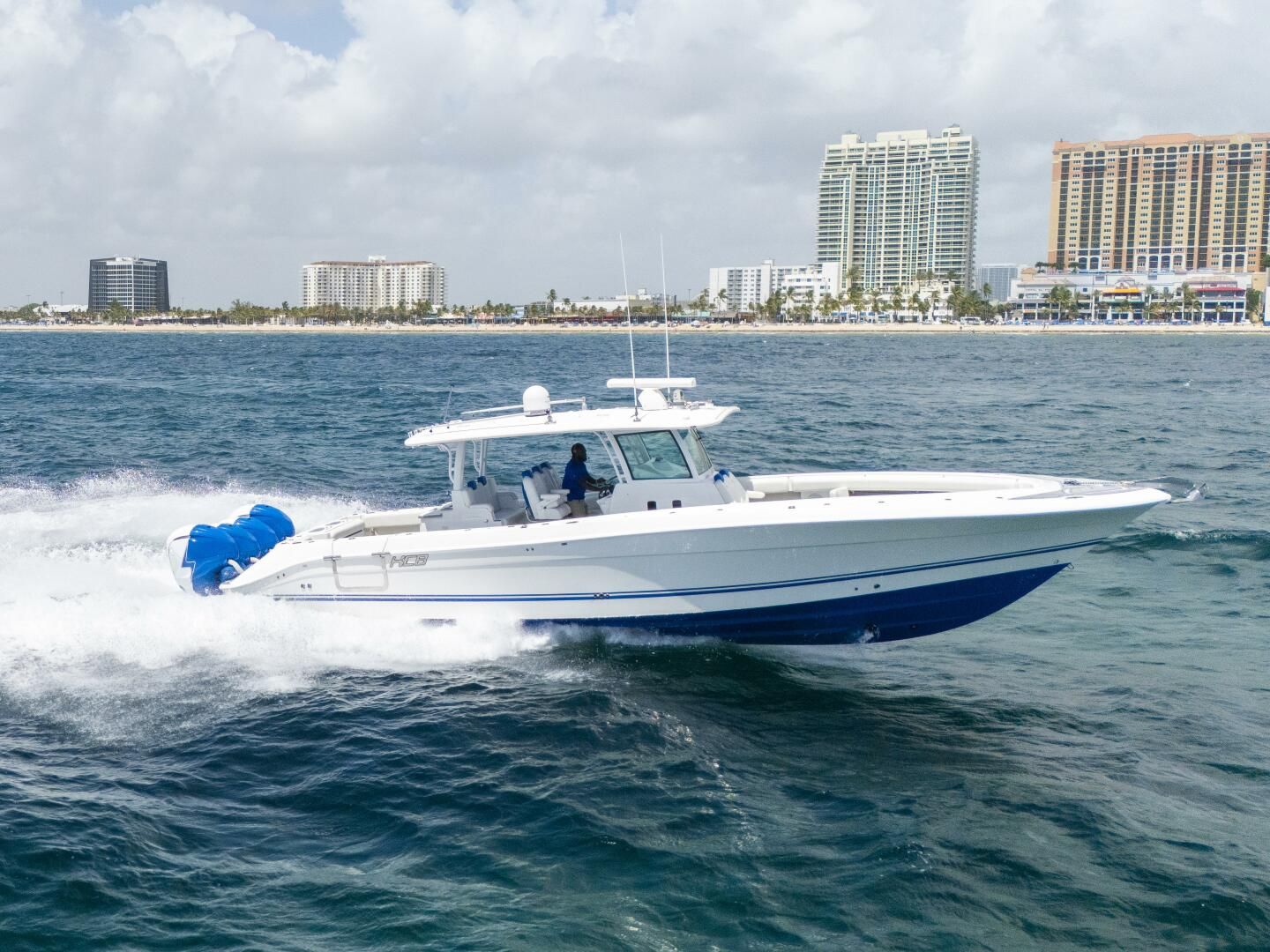 2019 HCB 42 Siesta