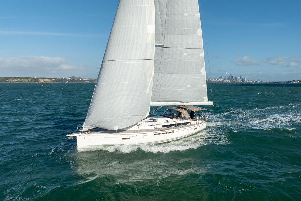 2015 Jeanneau Sun Odyssey 519