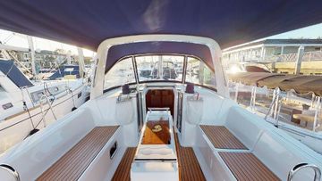 2019 Beneteau Oceanis 38.1