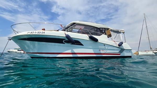 2016 Beneteau Antares 8.80