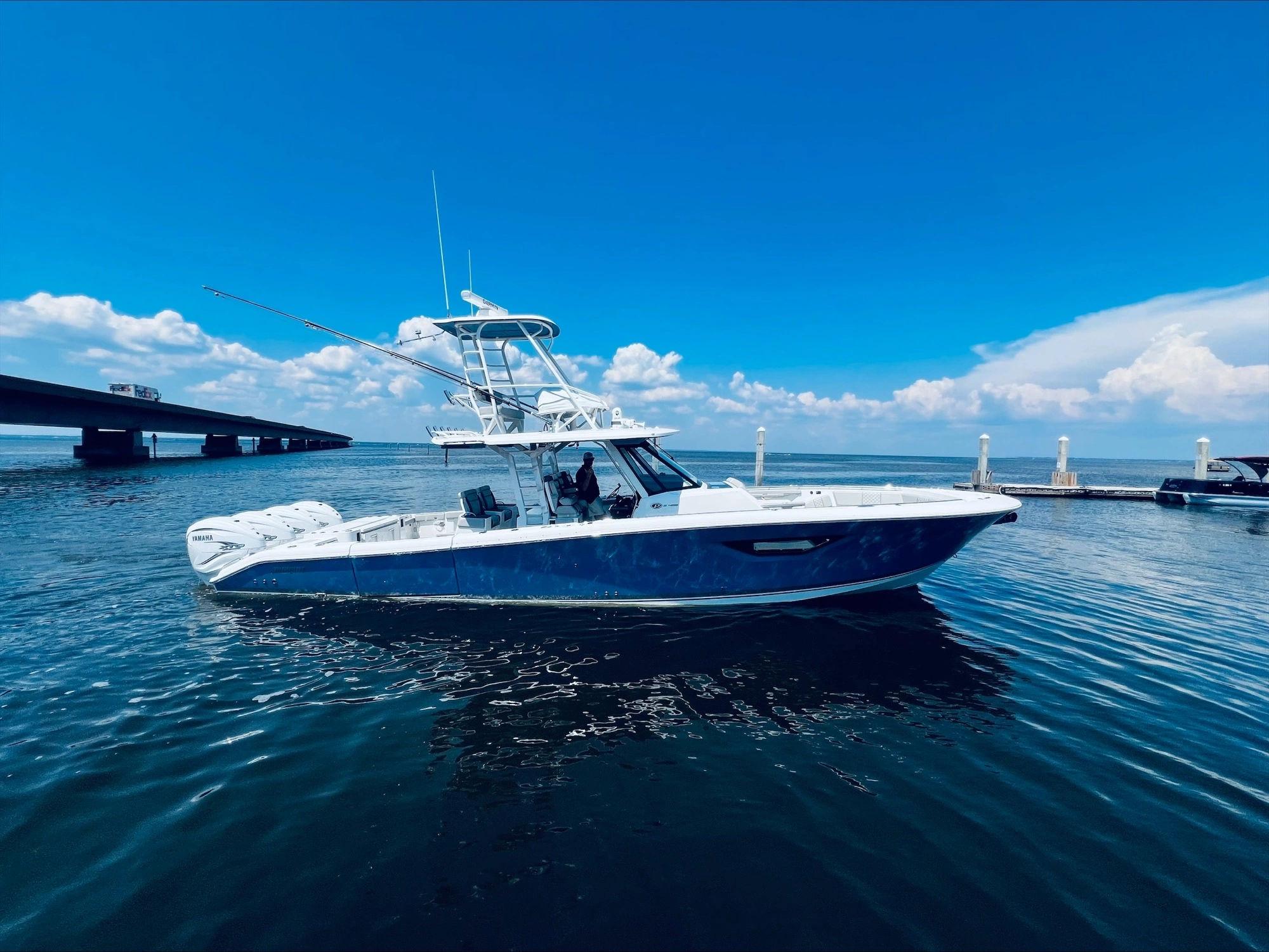 2021 Pursuit S 428 Sport
