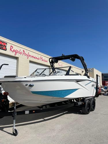 Heyday H22 2022 Heyday H22 boat on trailer at Rogers Performance Marine dealership.