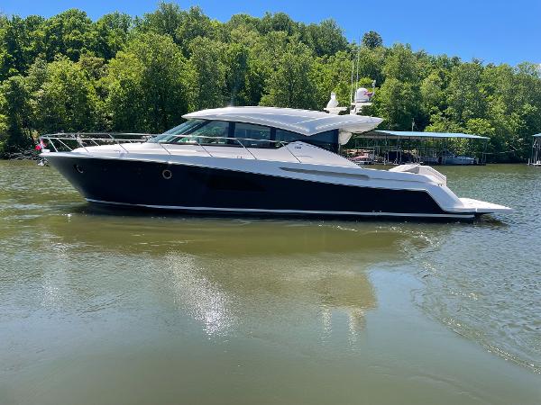 2019 Tiara Yachts C53