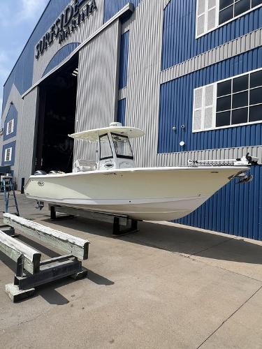 2017 Sea Hunt Gamefish 27