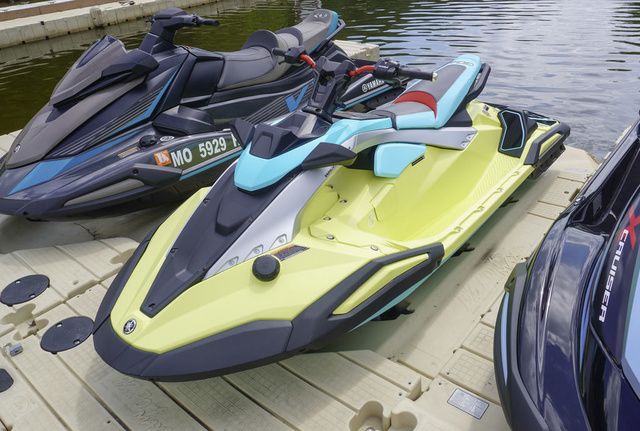 2025 Yamaha WaveRunner JETBLASTER PRO 3-LUNAR YELLOW/MINT
