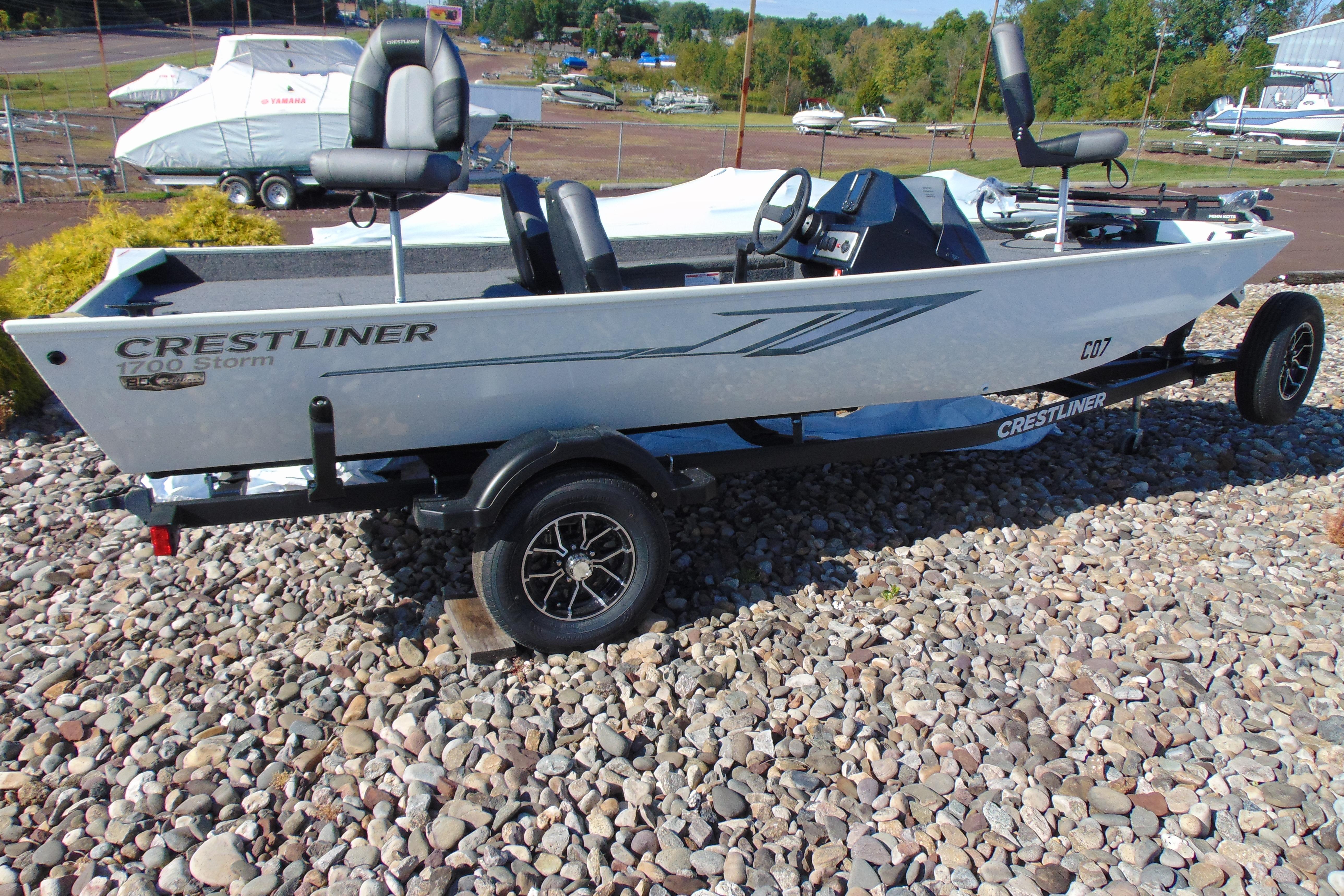 2026 Crestliner 1700 Storm