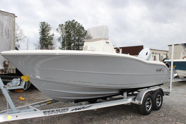 2024 Bulls Bay 200 Center Console