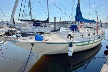 1993 Pacific Seacraft 34