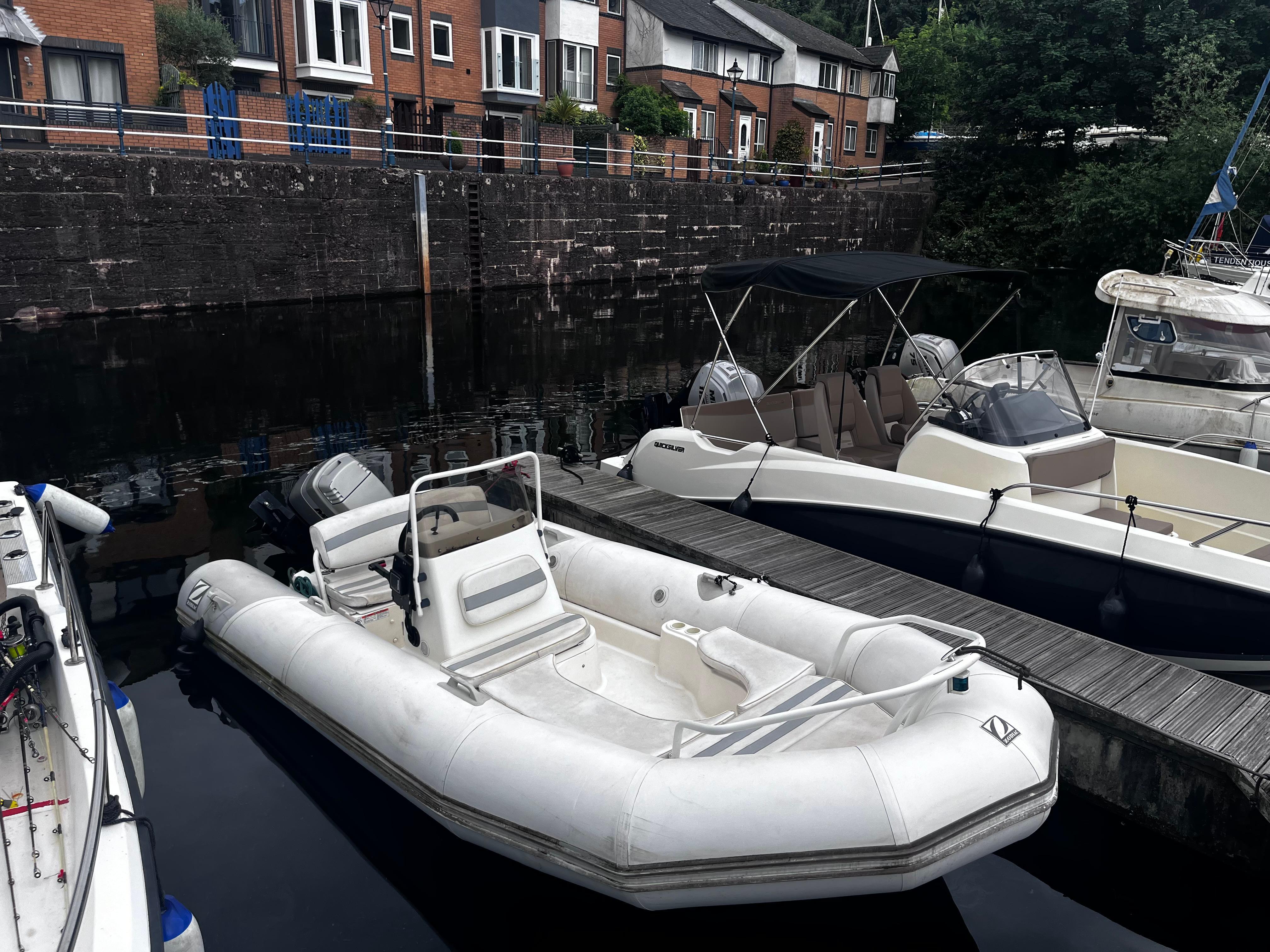 2005 Zodiac Yachtline Deluxe 420