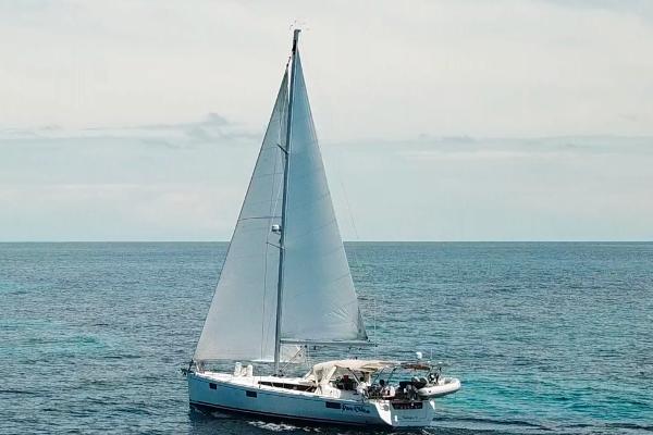 2013 Beneteau Oceanis 48