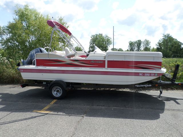 2009 Hurricane 196 RE Fun Deck