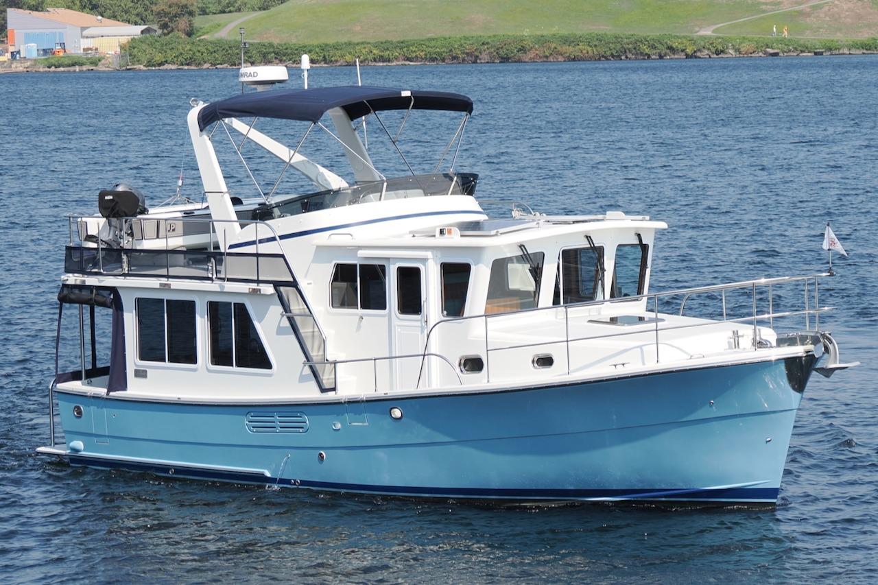 2023 Helmsman Trawlers 38E