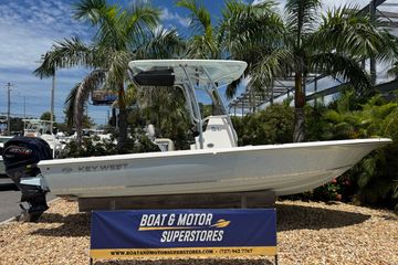2025 Key West 230 Bay Reef