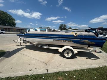 1999 Crestliner Rampage 2000